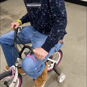 Meet your Posher, Kole